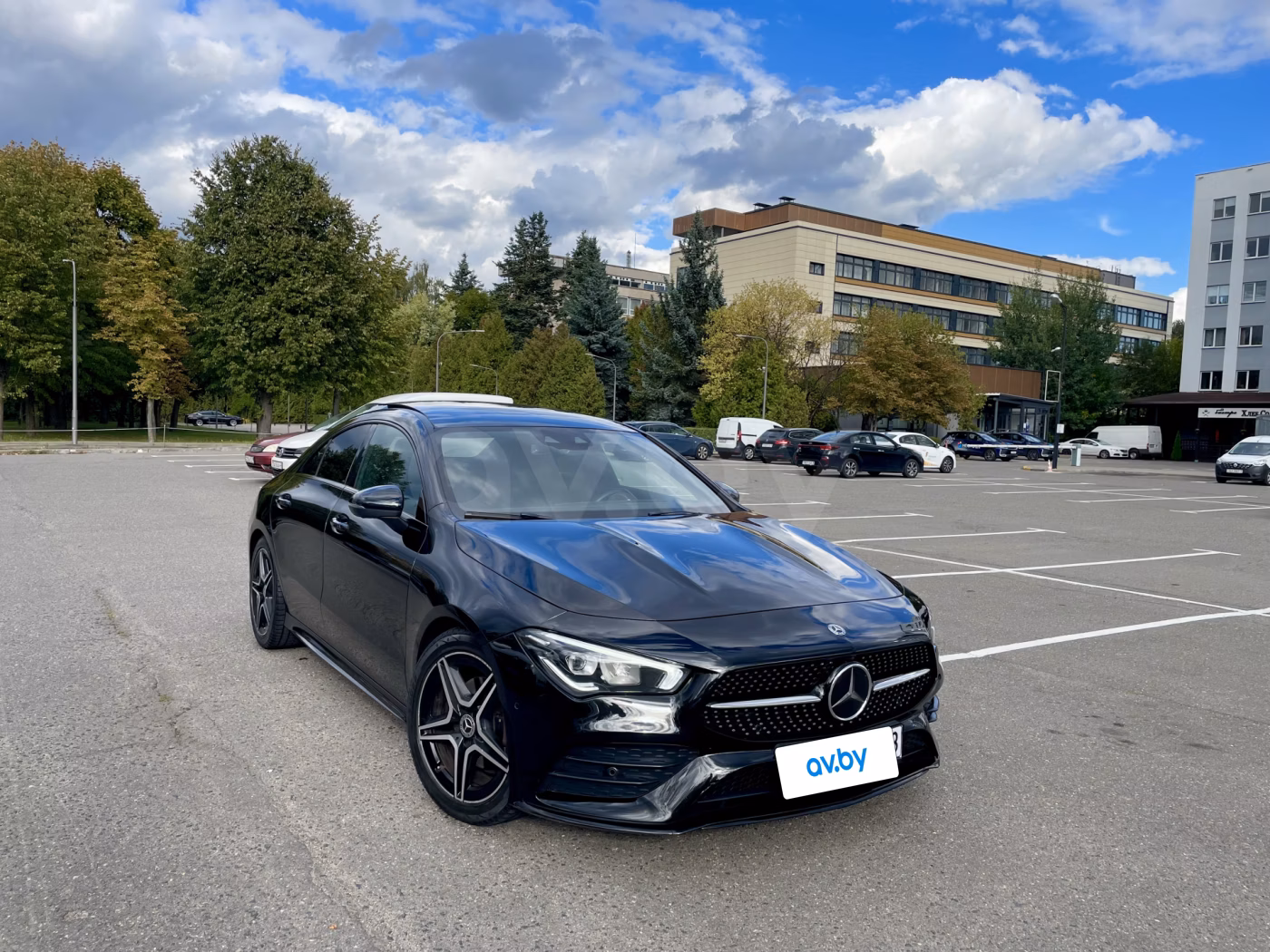 Mercedes-Benz CLA фото 16