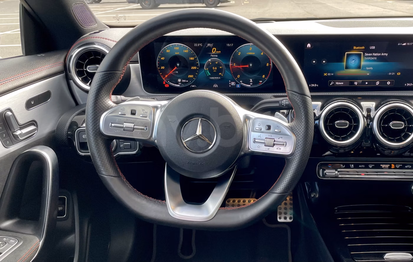 Mercedes-Benz CLA фото 20