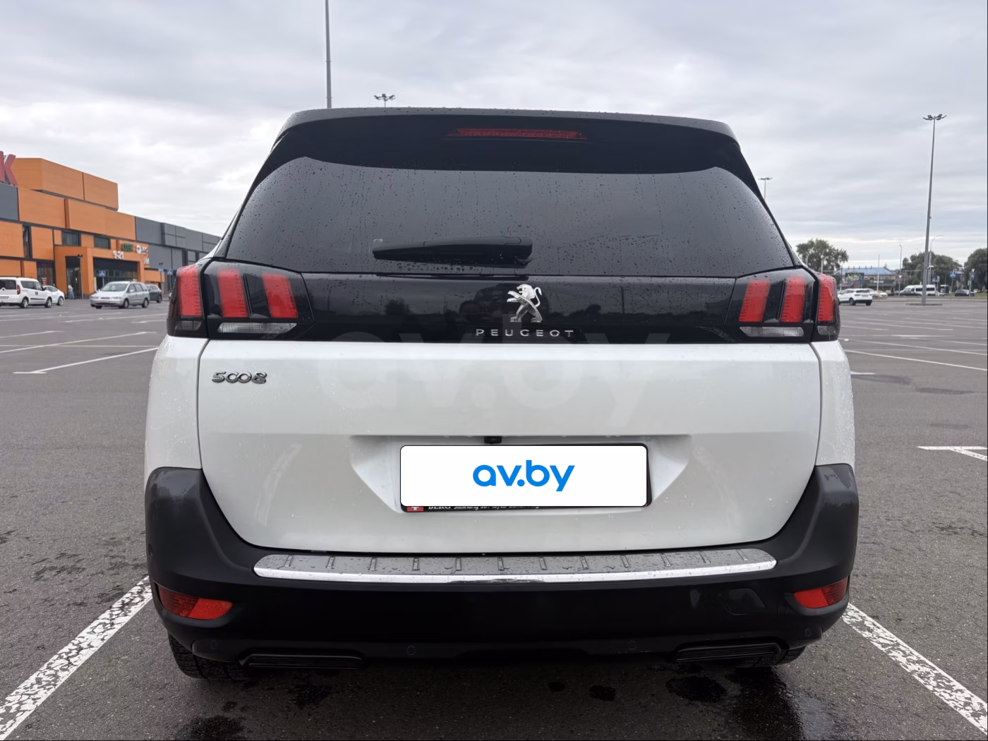 Peugeot 5008 фото 10