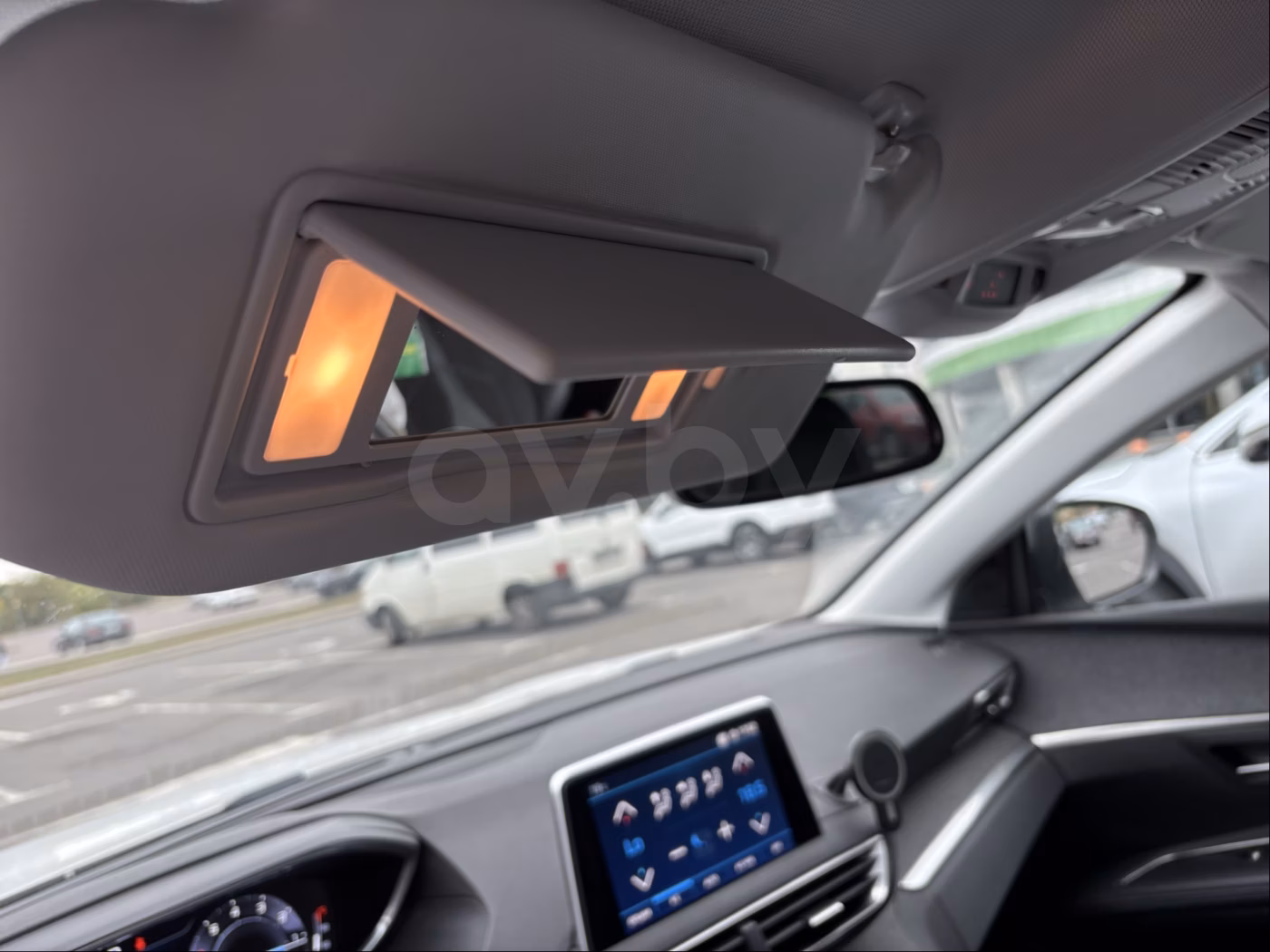 Peugeot 5008 фото 21