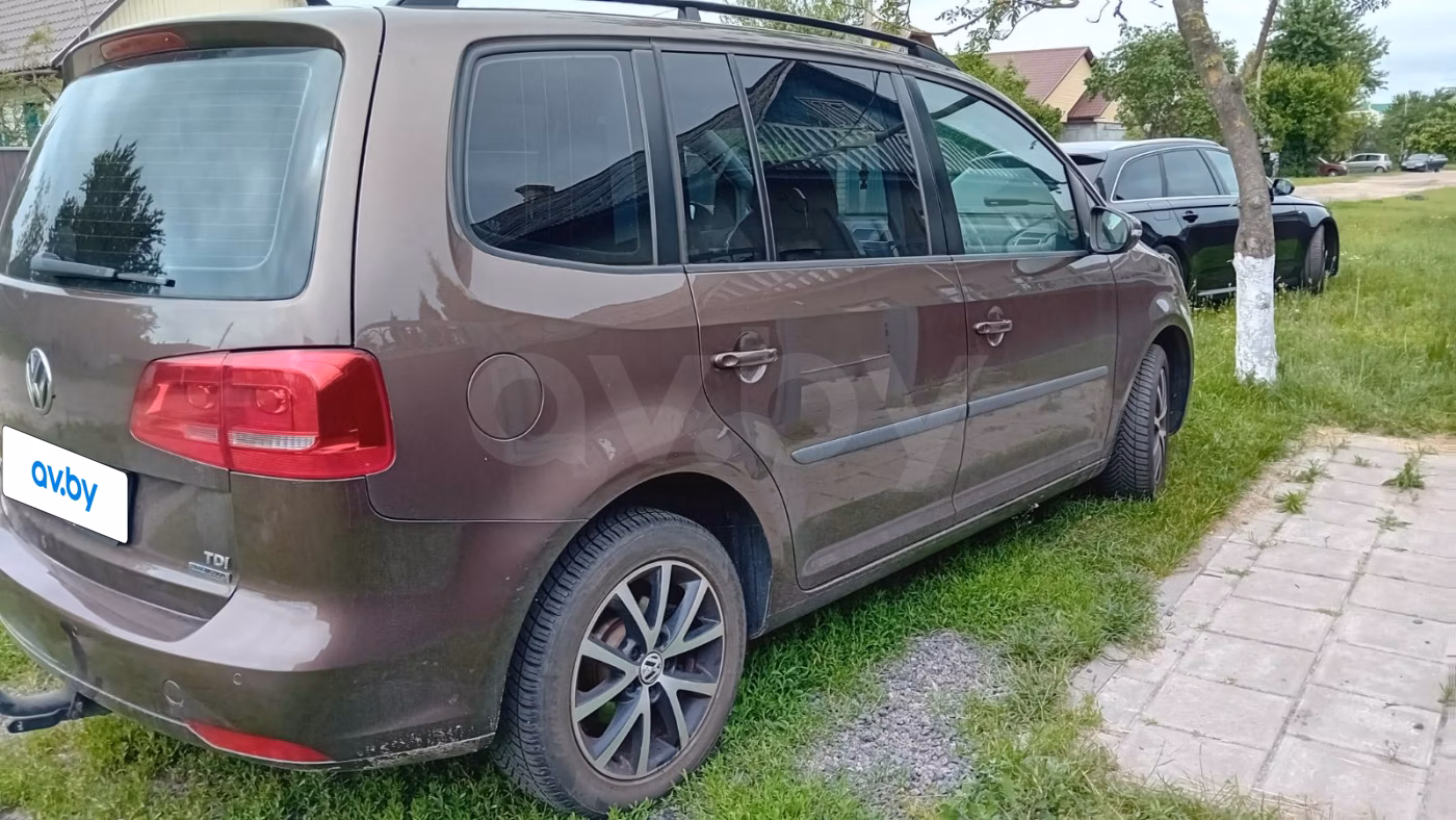 Volkswagen Touran фото 3