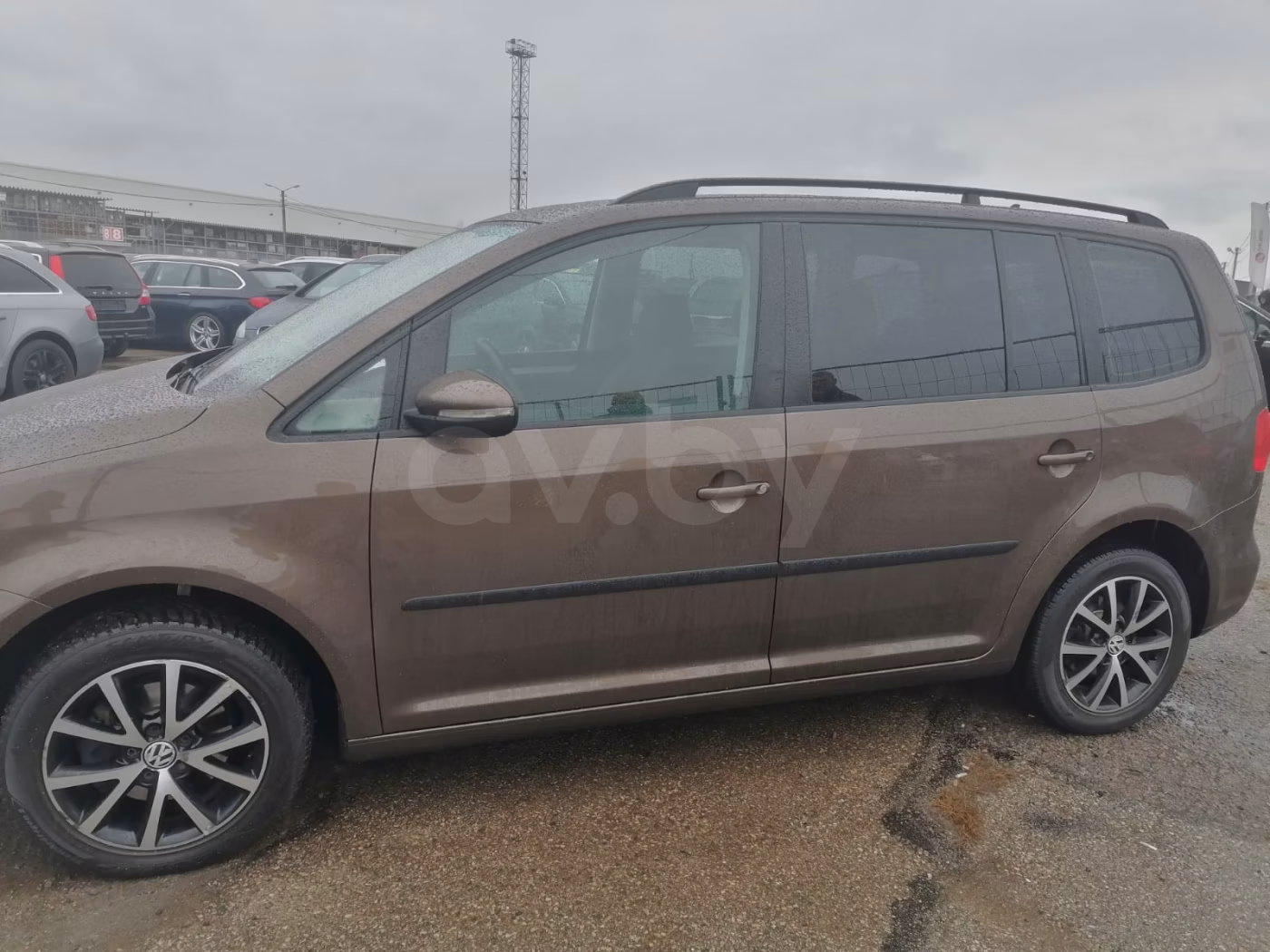 Volkswagen Touran фото 12