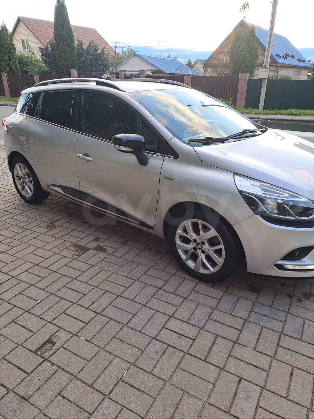 Renault Clio фото 2