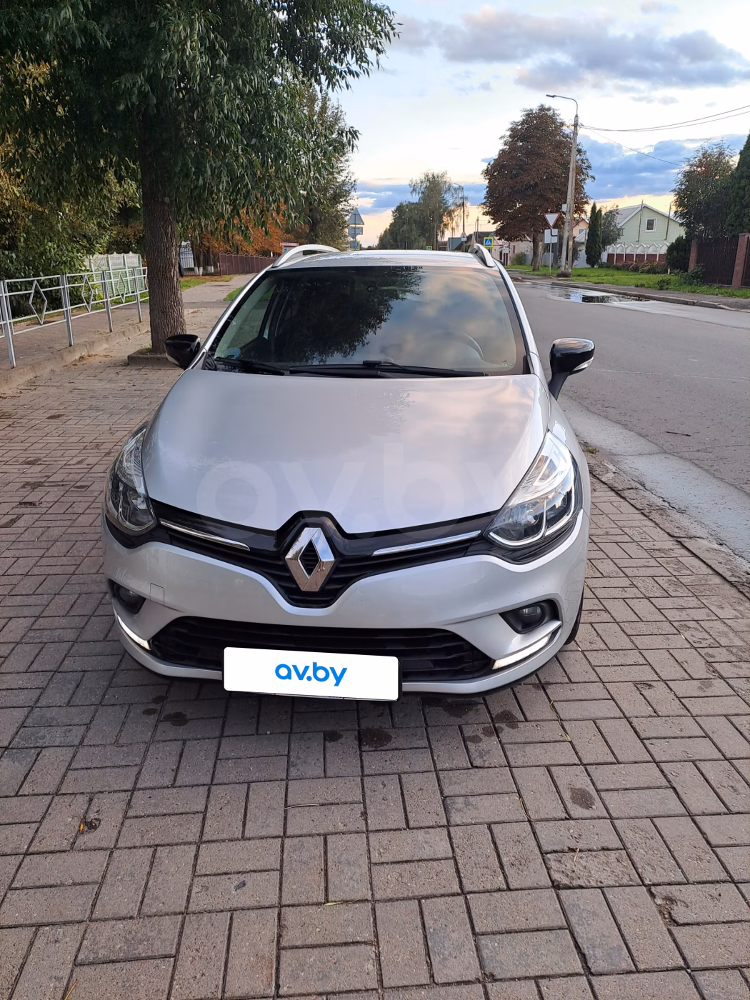 Renault Clio фото 4