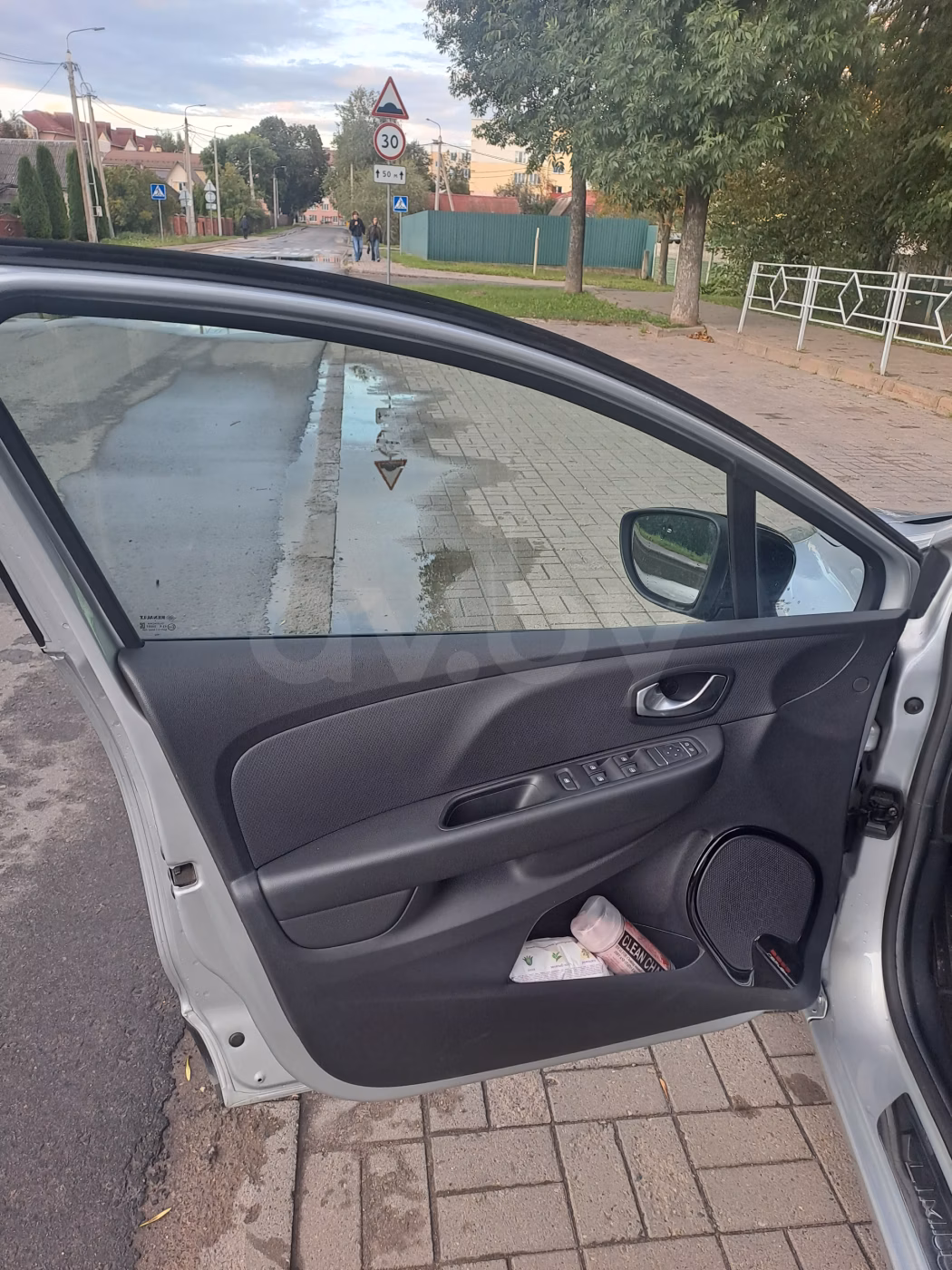 Renault Clio фото 17