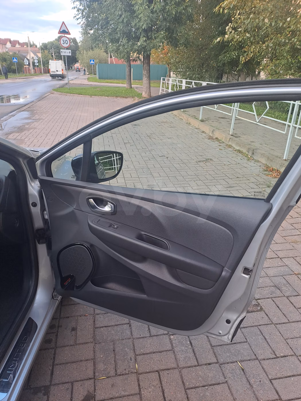 Renault Clio фото 16