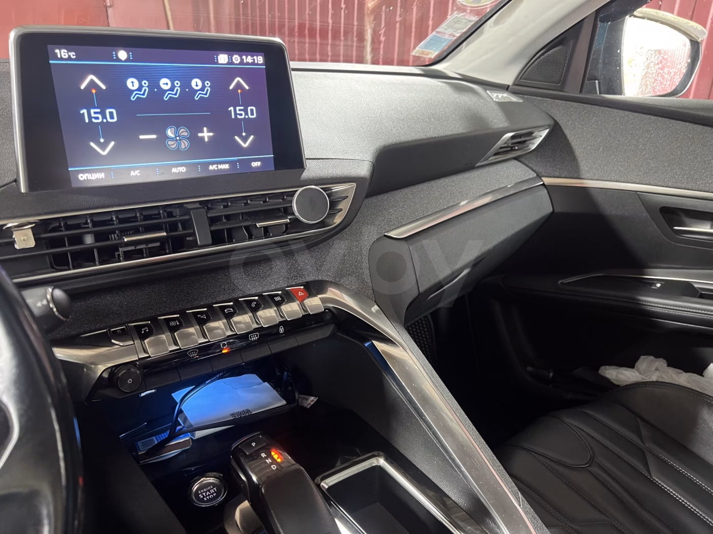 Peugeot 5008 фото 12