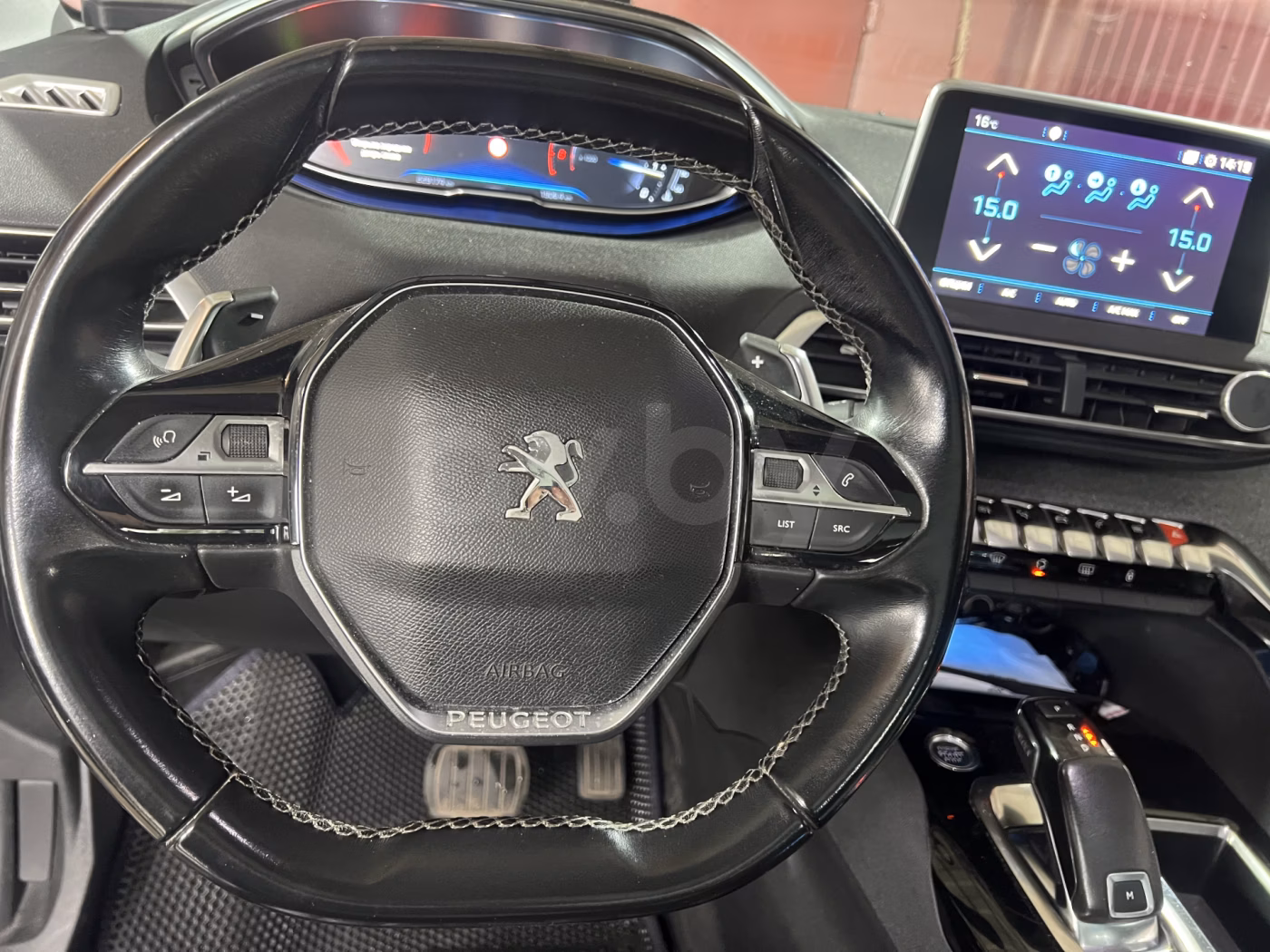 Peugeot 5008 фото 11