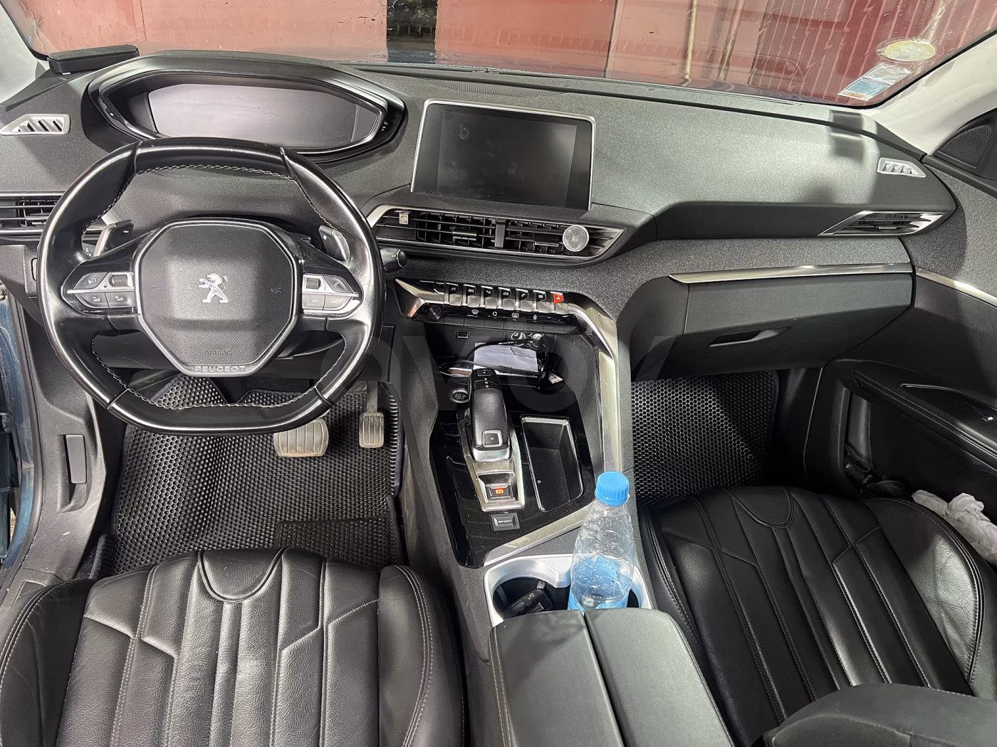 Peugeot 5008 фото 9