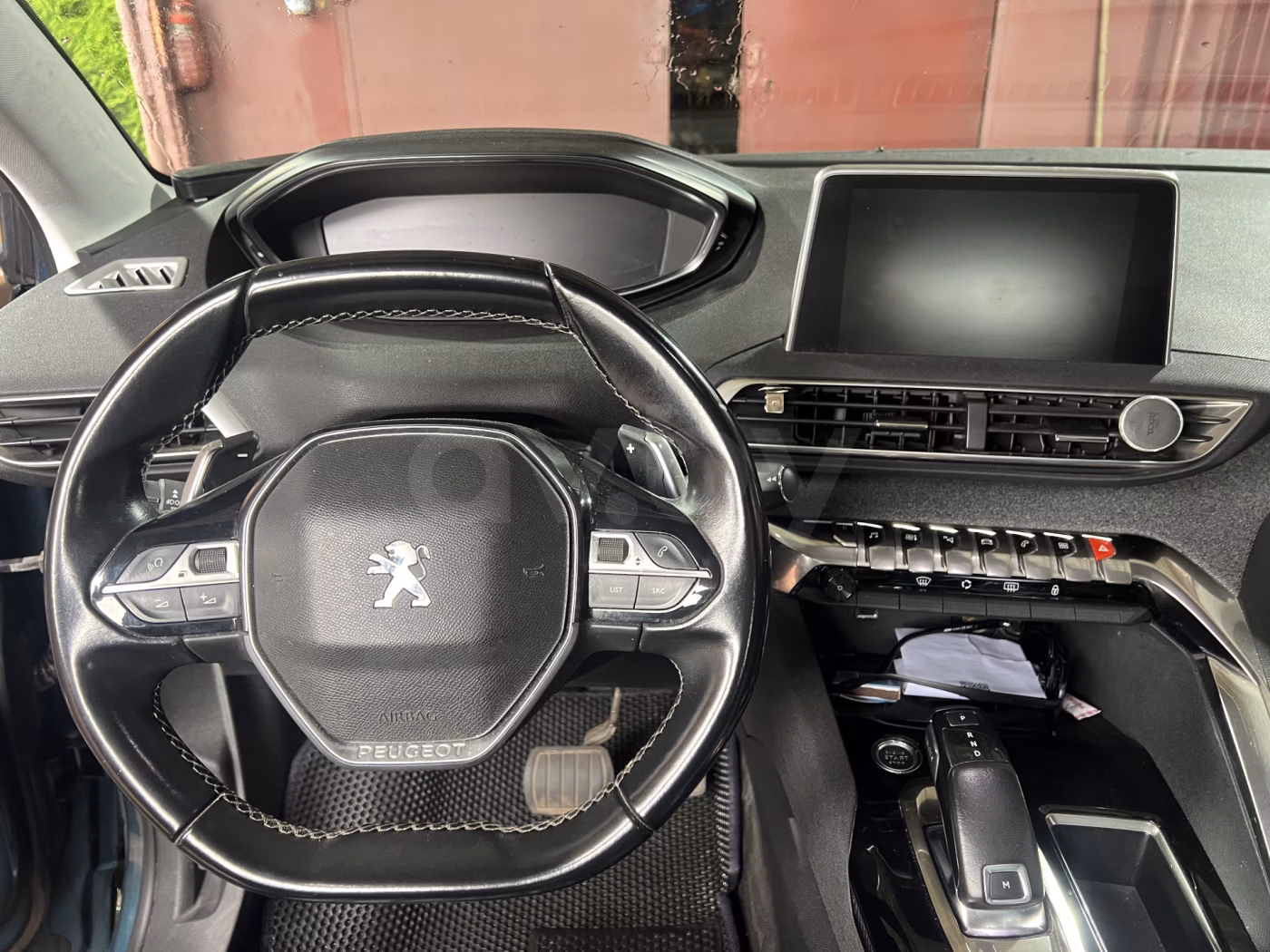 Peugeot 5008 фото 10