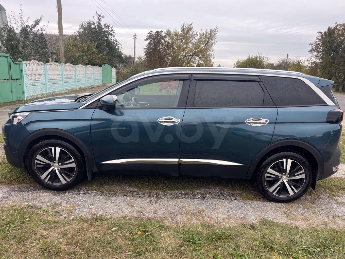 Peugeot 5008 фото 3