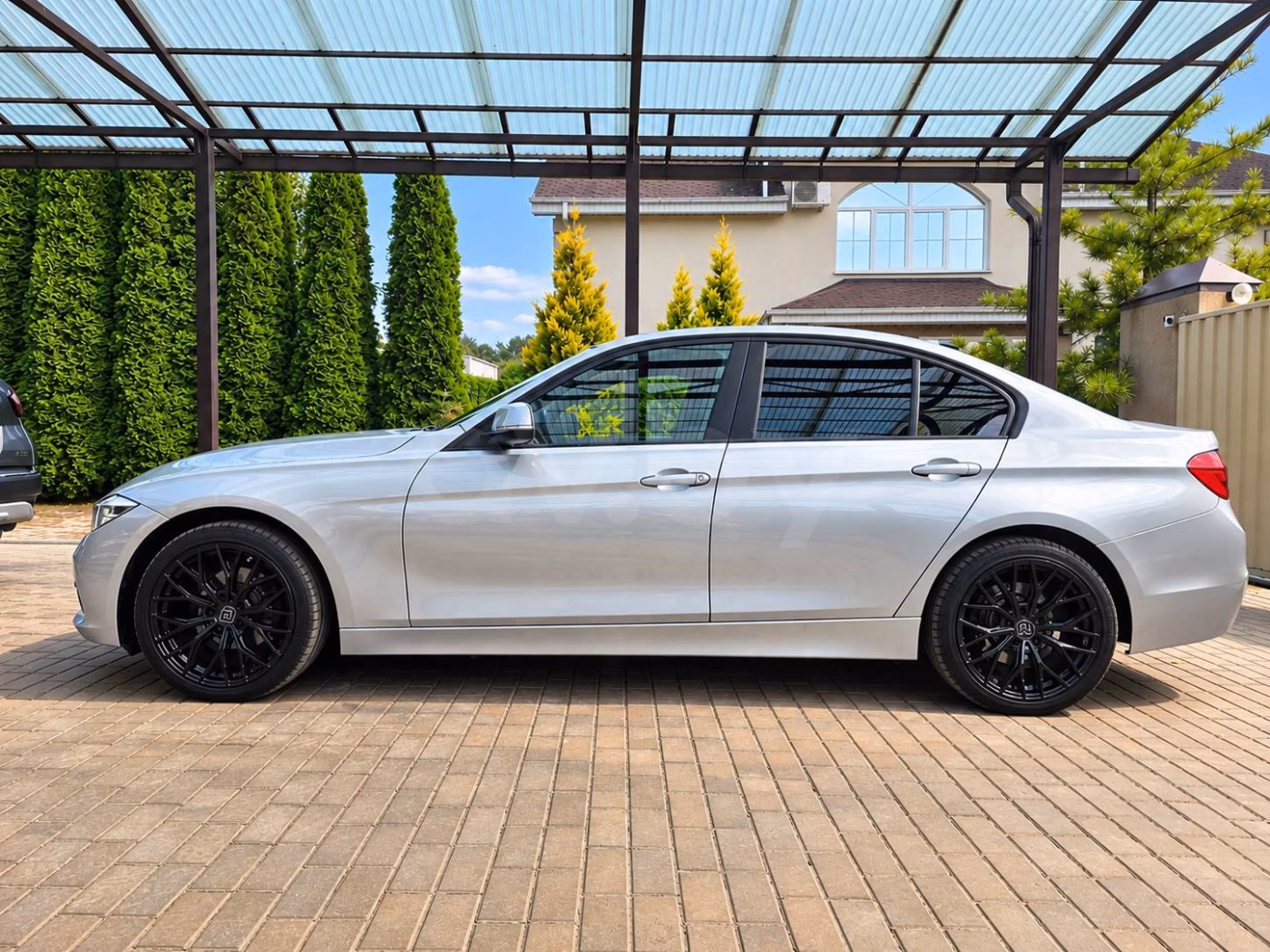 BMW 3 серия фото 4