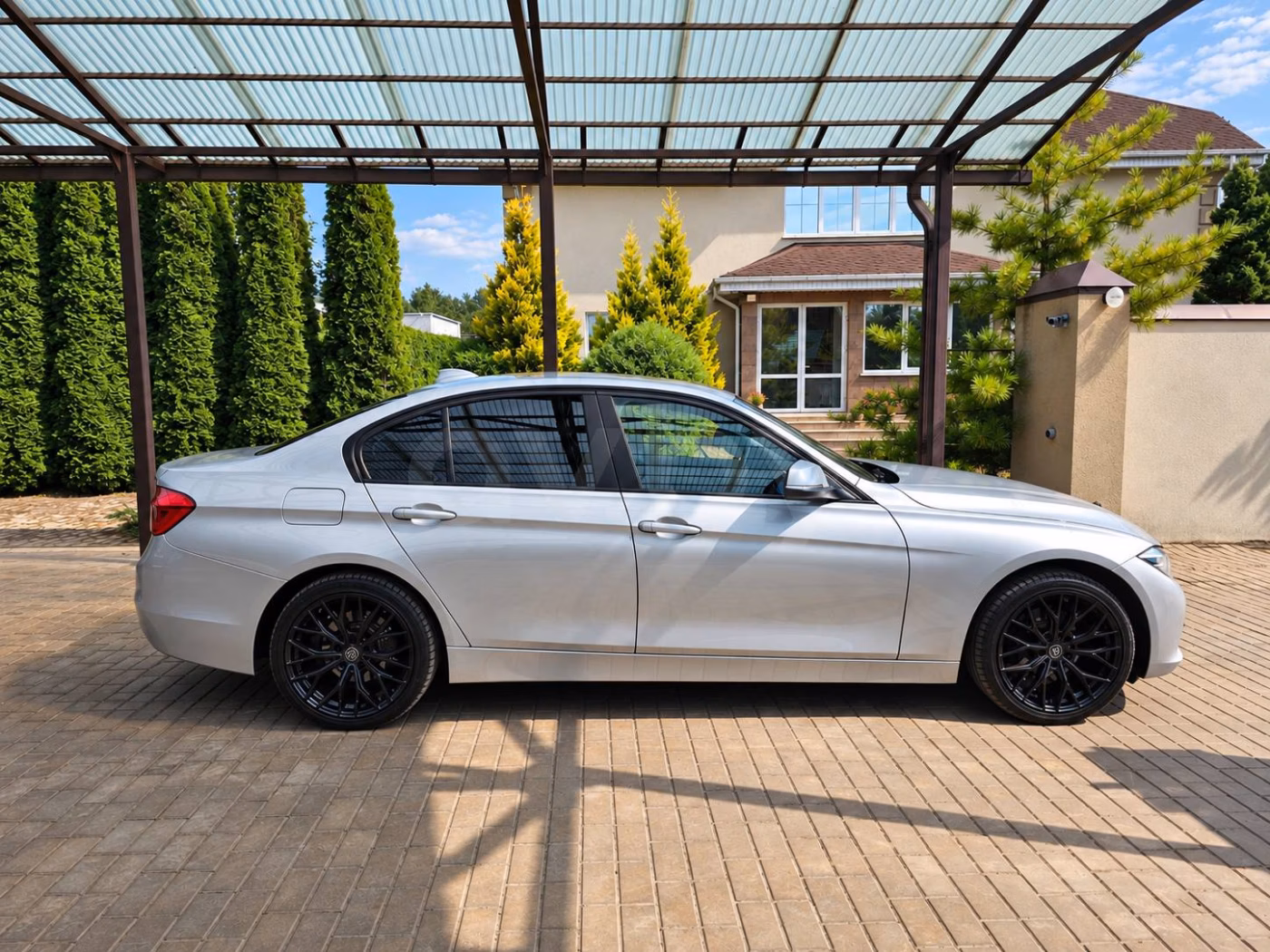 BMW 3 серия фото 5