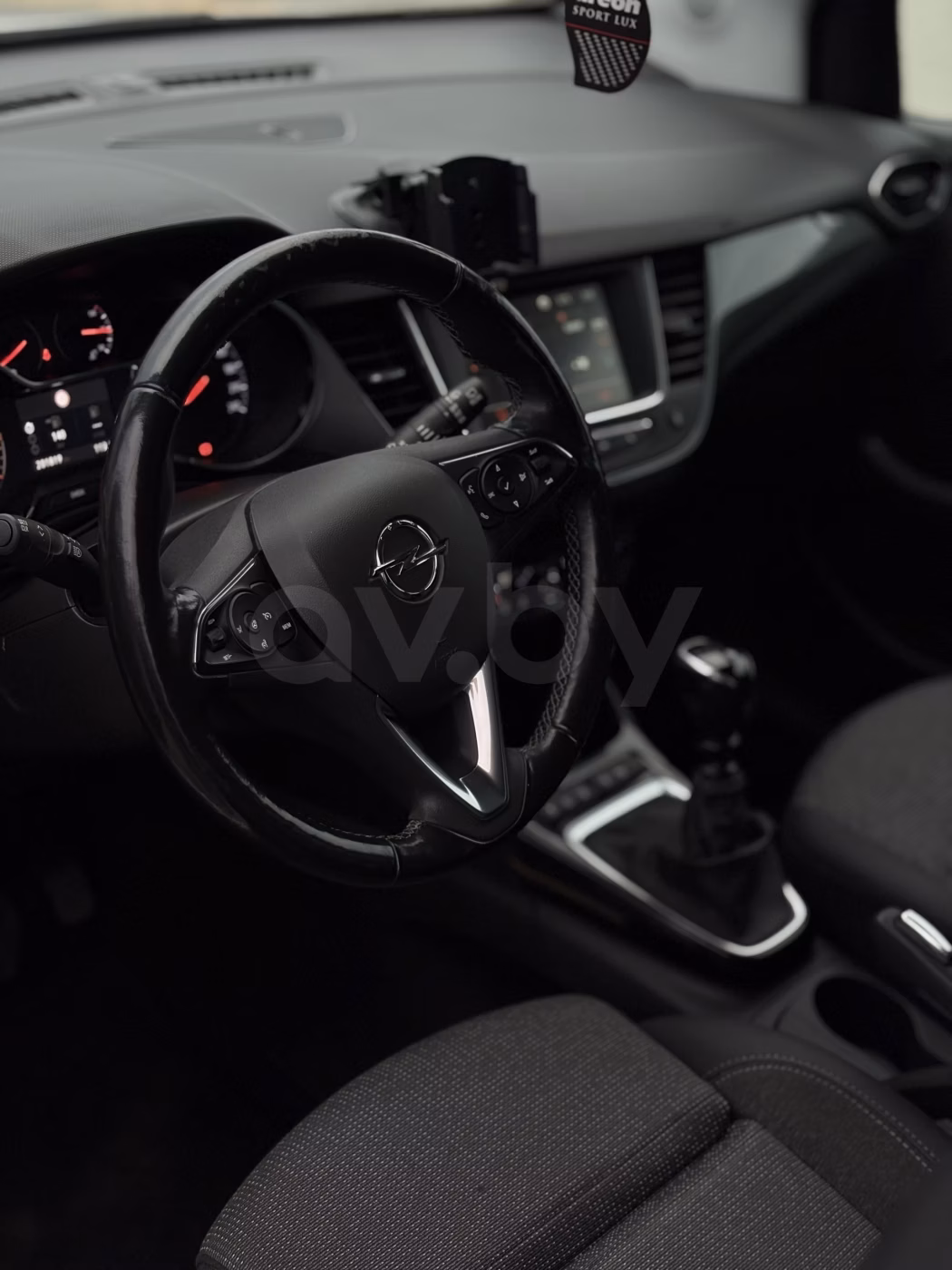 Opel Crossland X фото 13