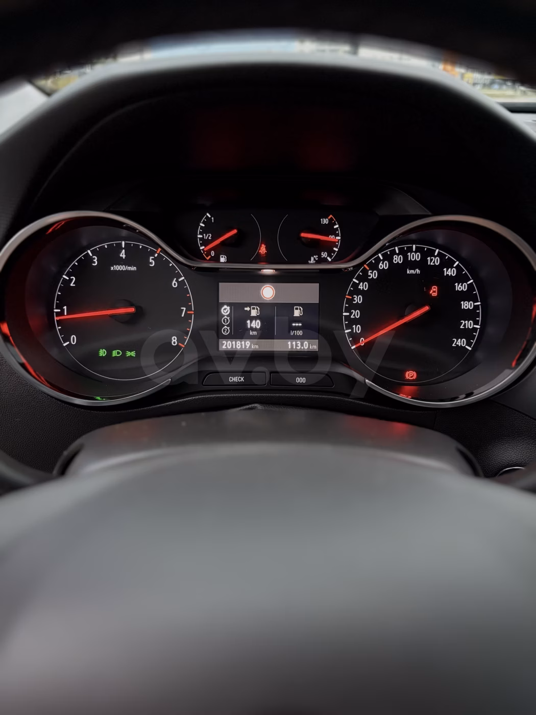 Opel Crossland X фото 15