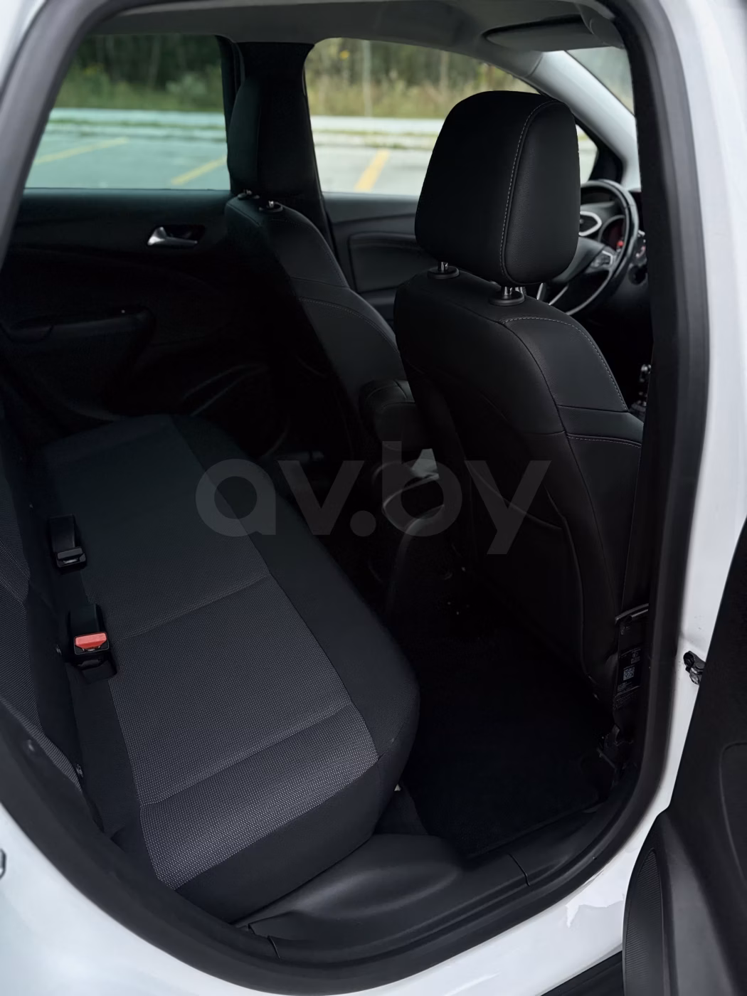 Opel Crossland X фото 21