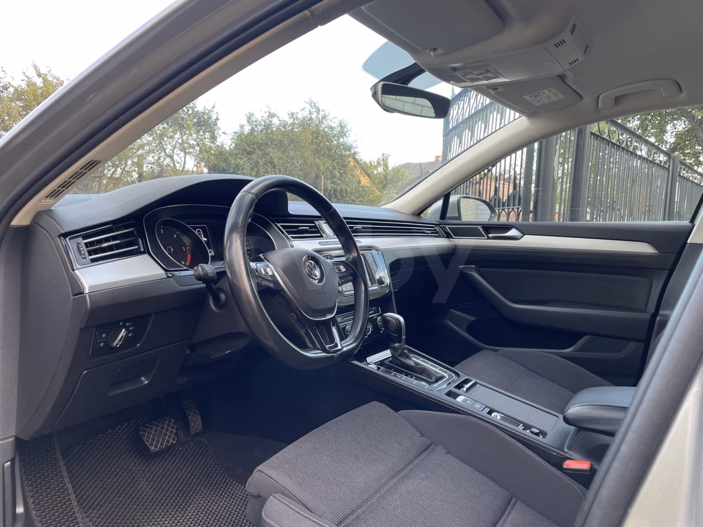 Volkswagen Passat фото 17
