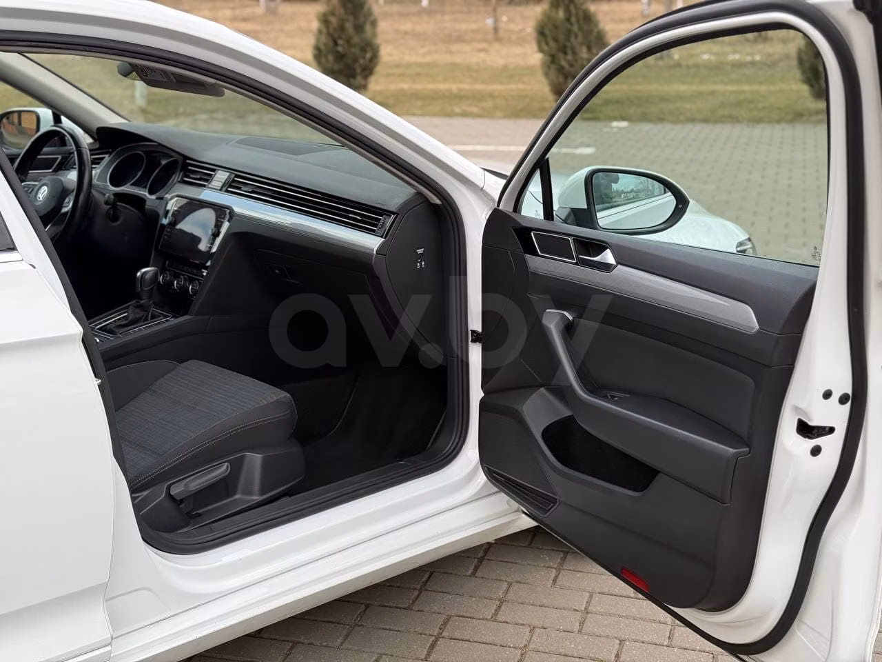 Volkswagen Passat фото 17