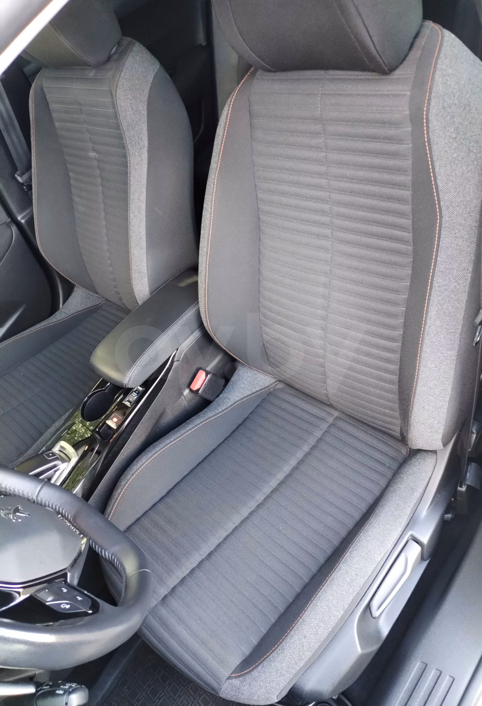 Peugeot 2008 фото 13