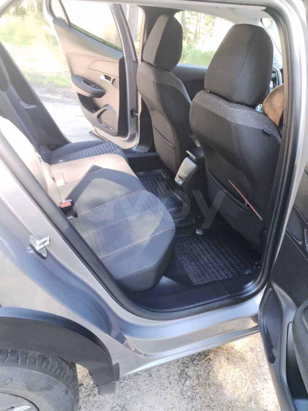 Peugeot 2008 фото 14