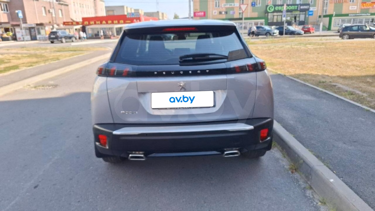Peugeot 2008 фото 9