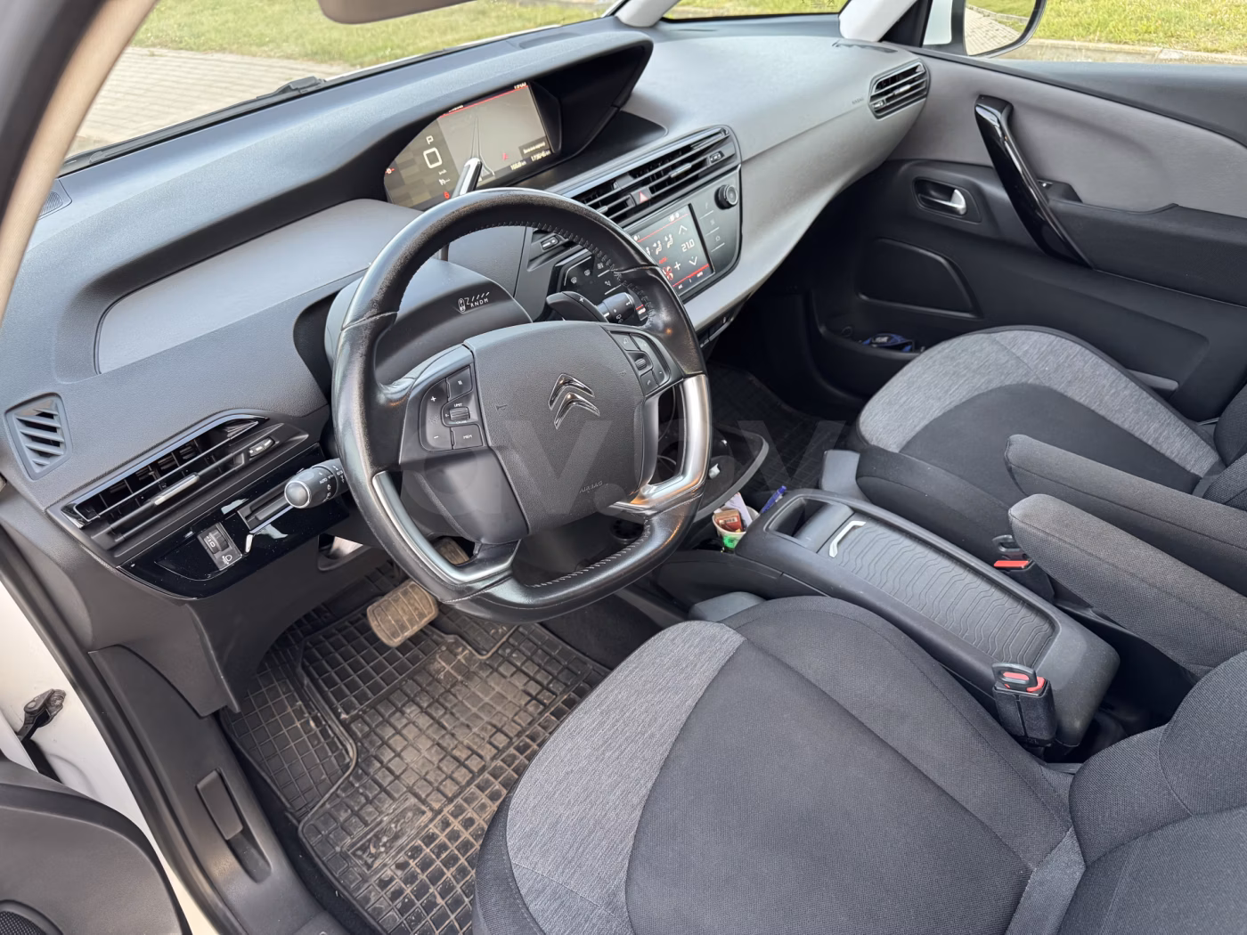Citroen C4 Spacetourer фото 7