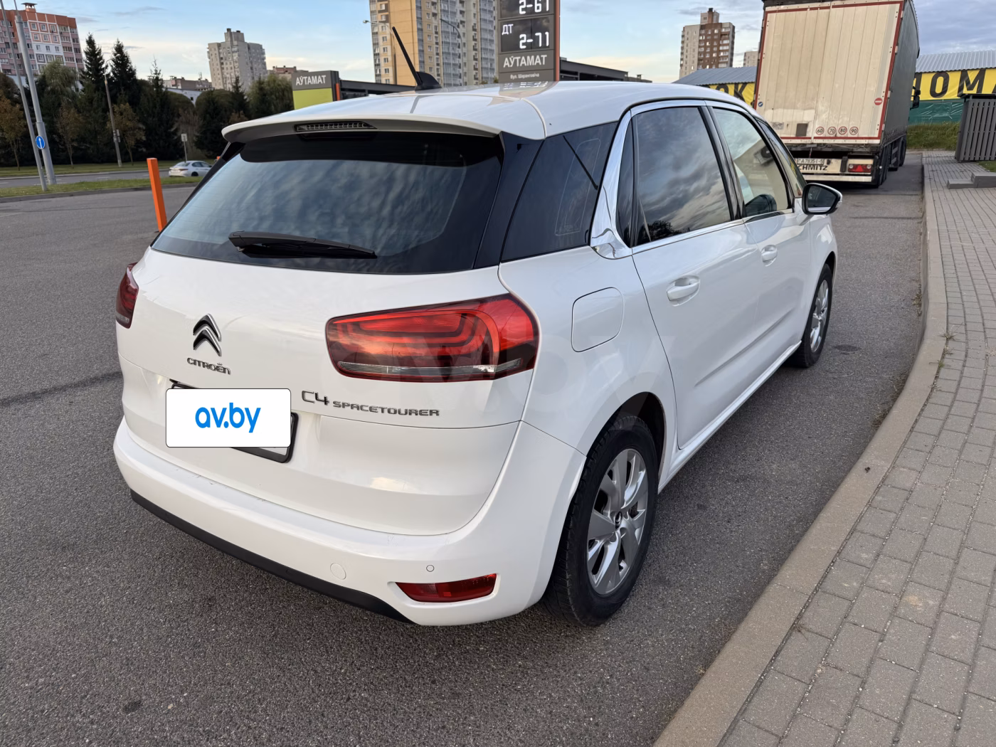 Citroen C4 Spacetourer фото 3