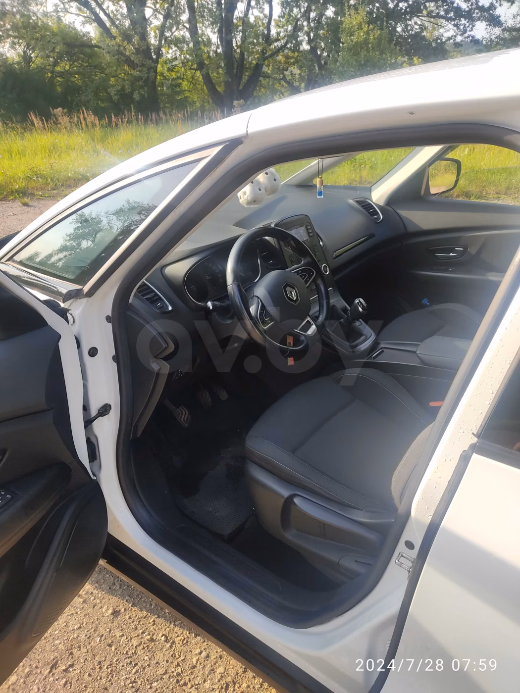 Renault Scenic фото 6