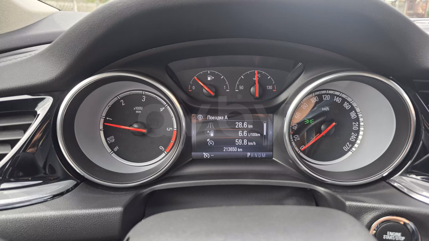 Opel Insignia фото 10