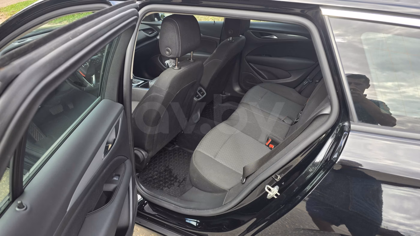 Opel Insignia фото 8