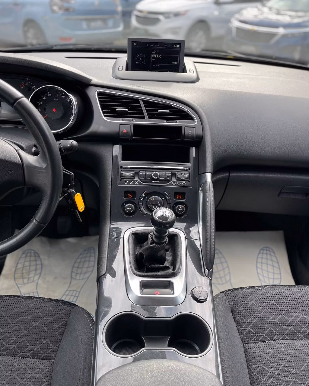 Peugeot 3008 фото 12