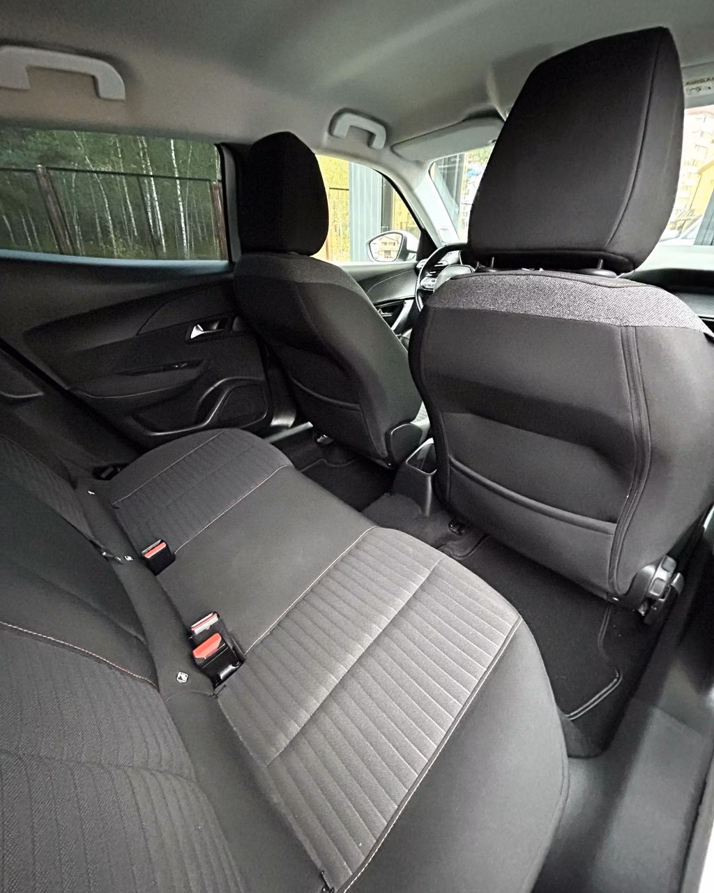 Peugeot 2008 фото 14