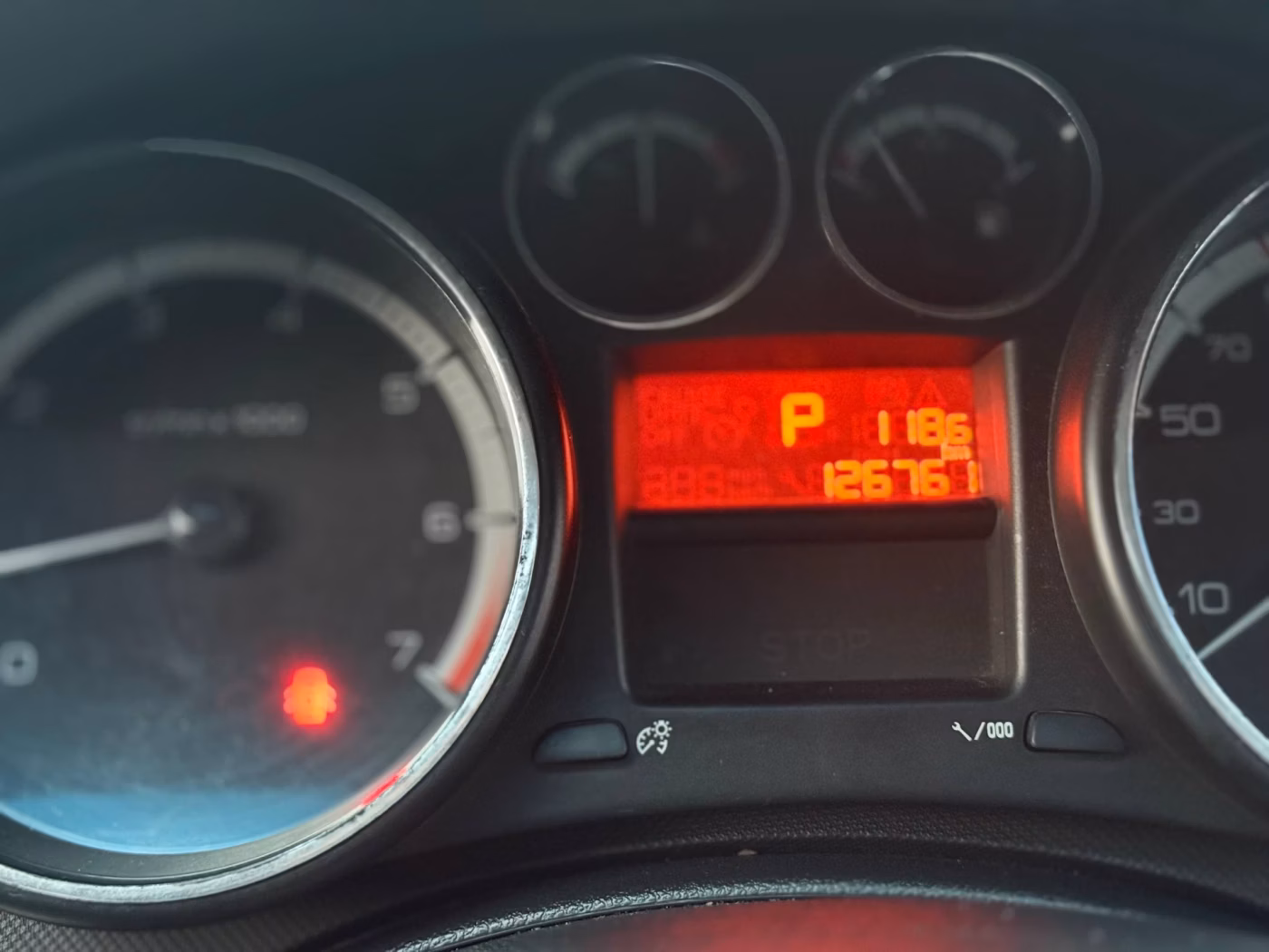 Peugeot 308 фото 12
