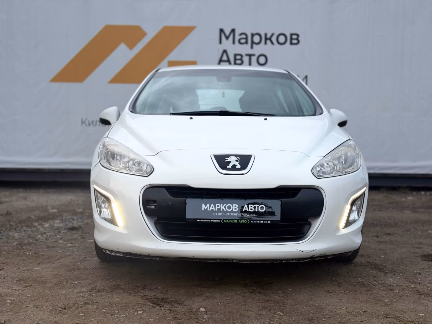 Peugeot 308 фото 2