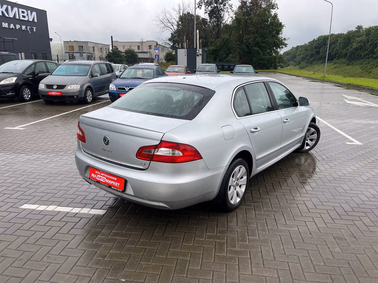 Skoda Superb фото 5