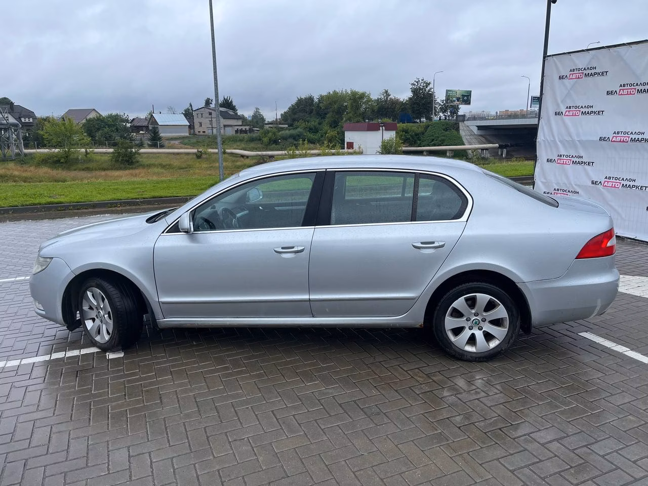 Skoda Superb фото 8