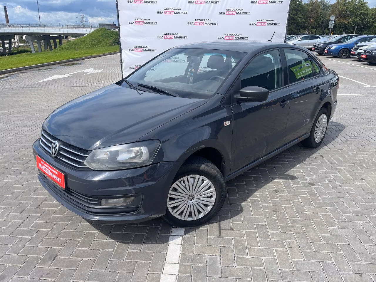 Volkswagen Polo Sedan