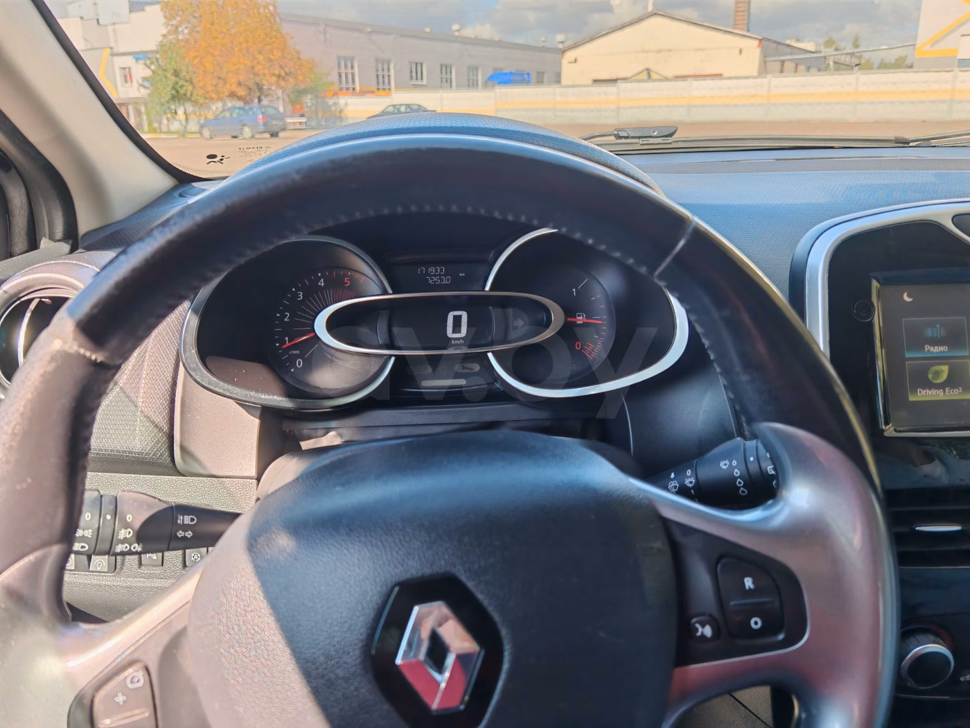 Renault Clio фото 5