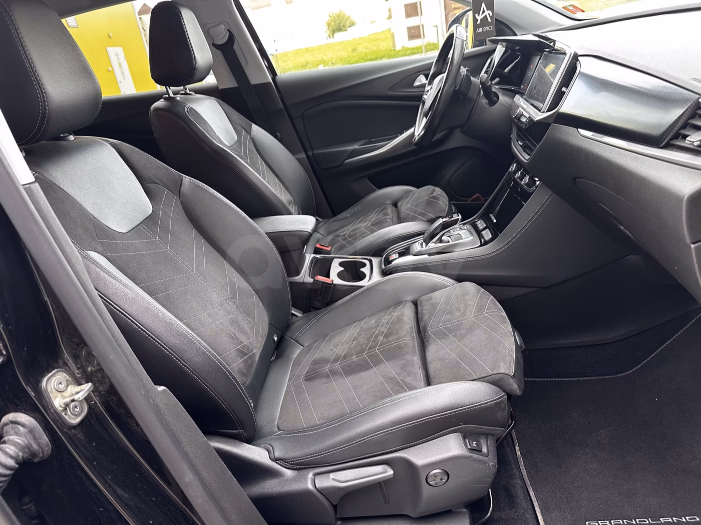 Opel Grandland X фото 17