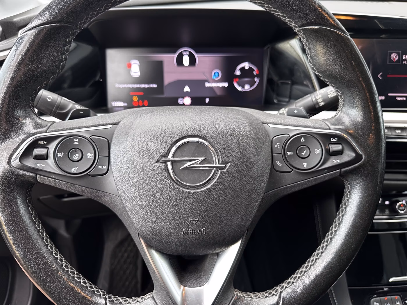 Opel Grandland X фото 21