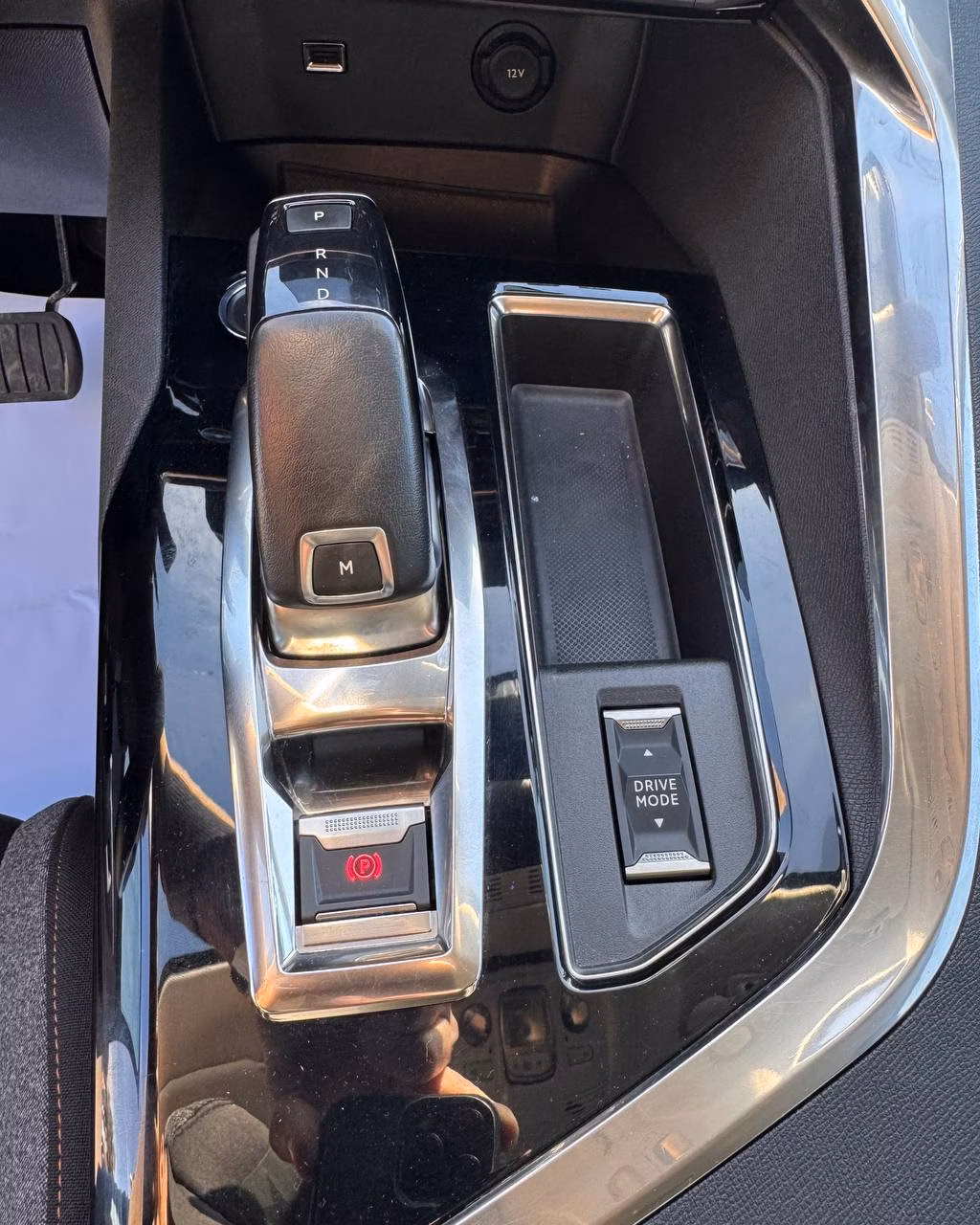 Peugeot 5008 фото 16
