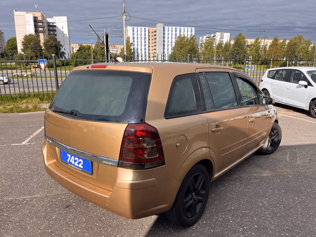 Opel Zafira фото 5