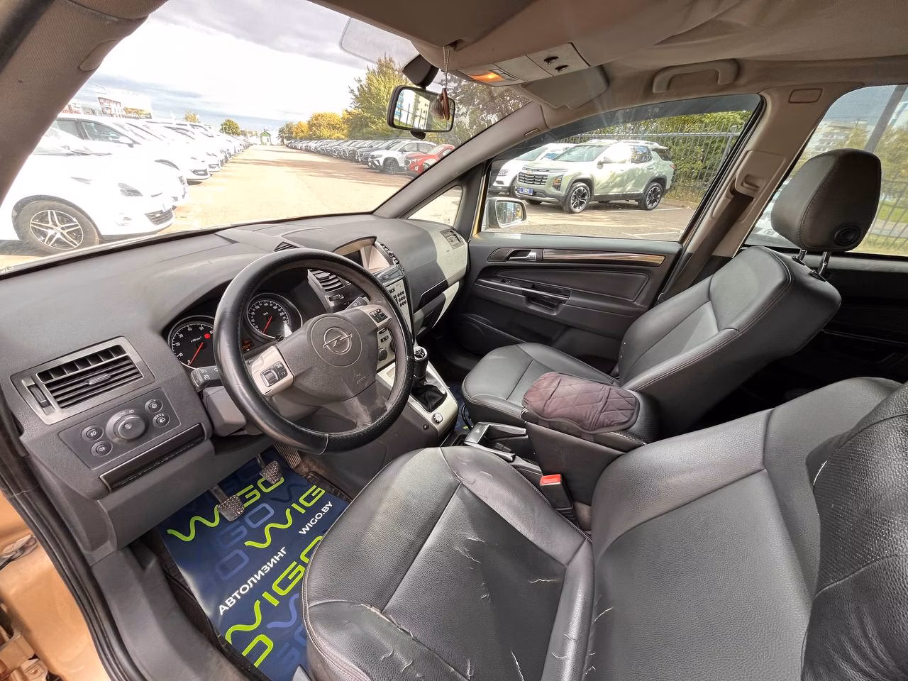Opel Zafira фото 16
