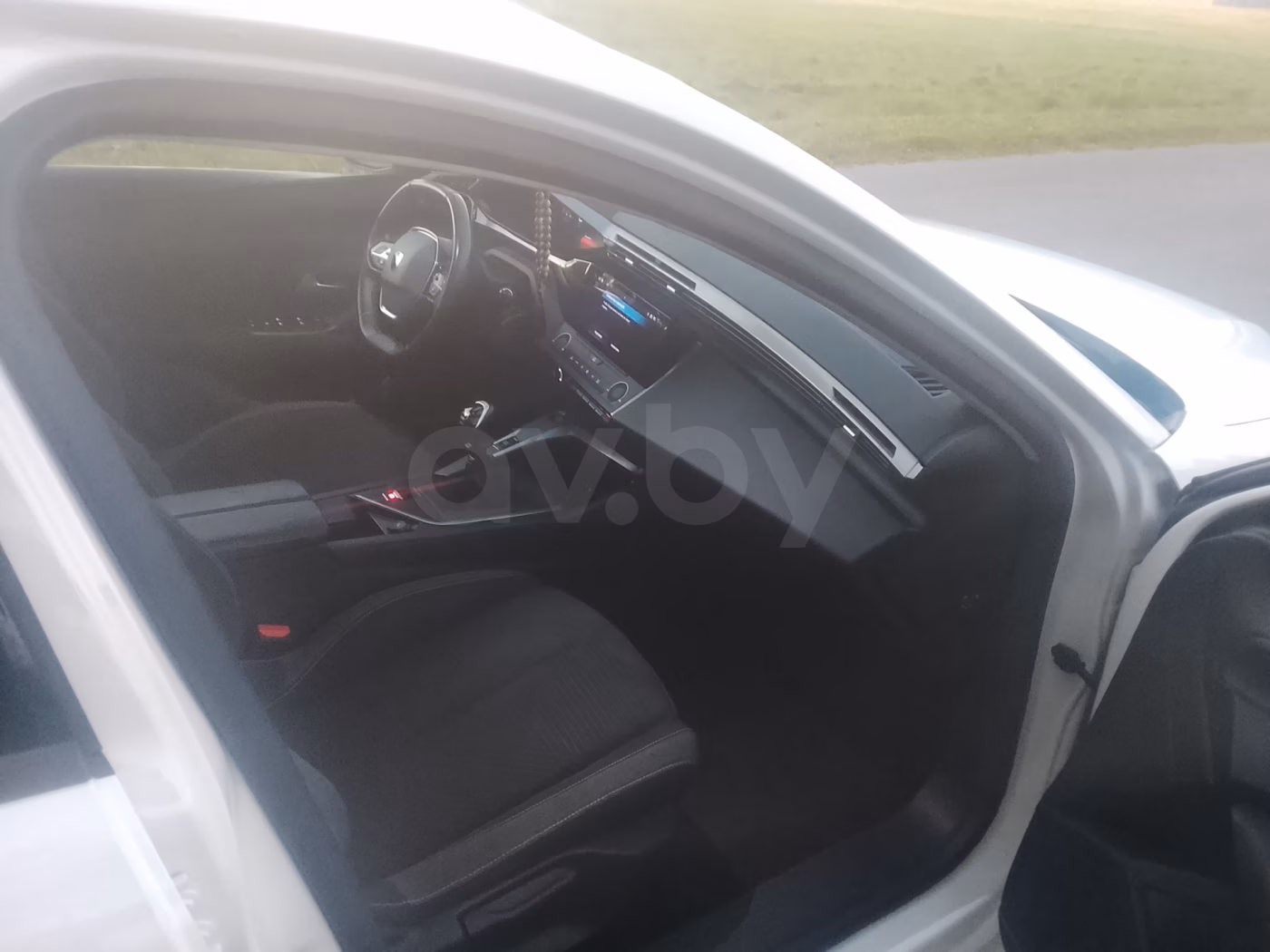Peugeot 308 фото 10