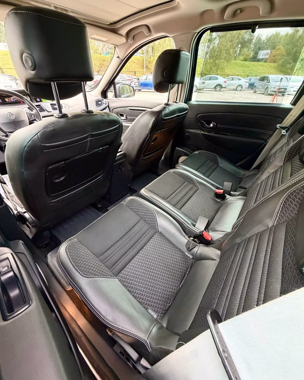 Renault Grand Scenic фото 12