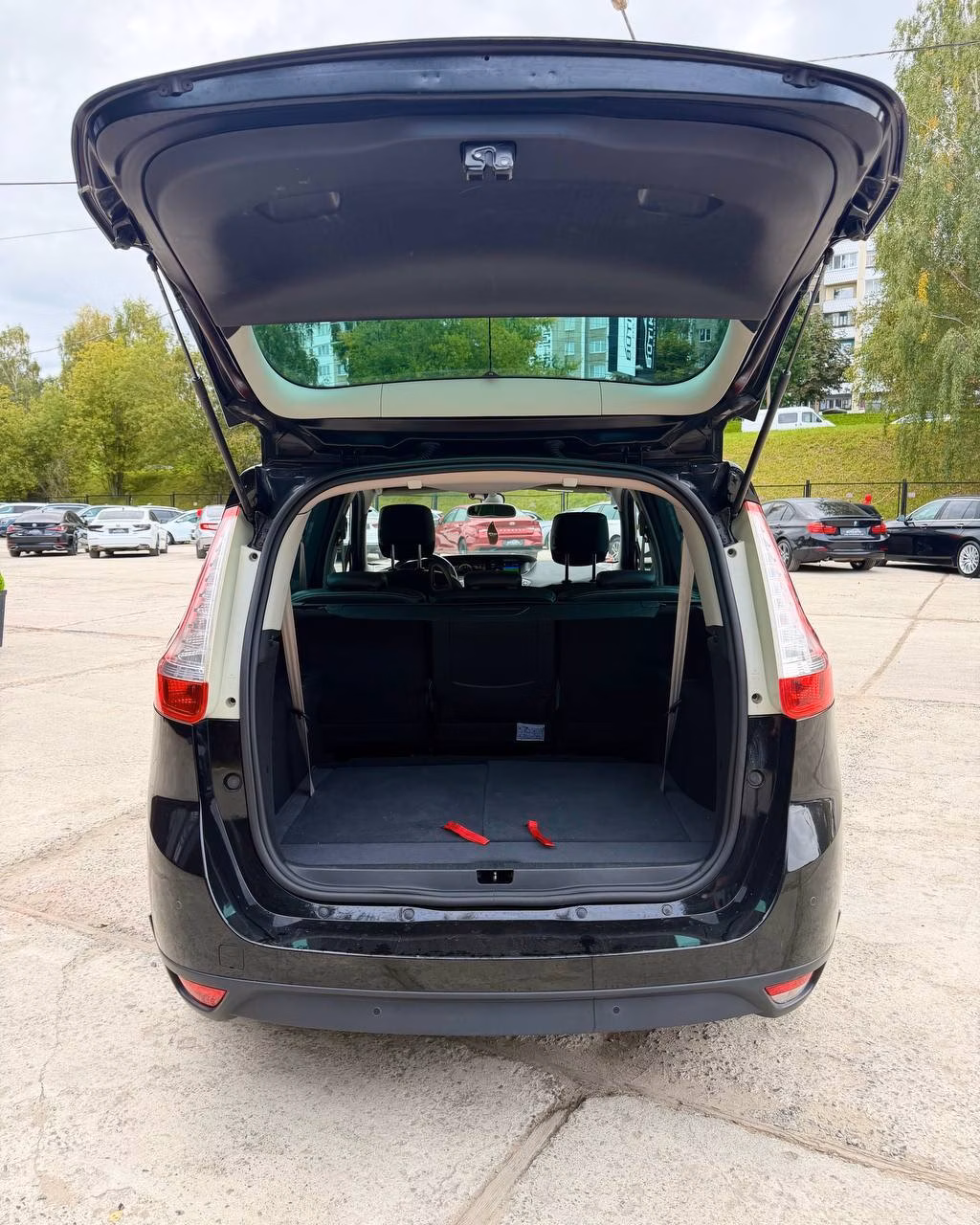 Renault Grand Scenic фото 14