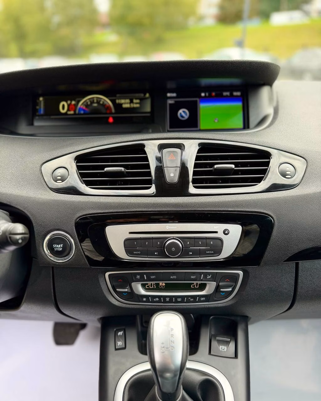 Renault Grand Scenic фото 15