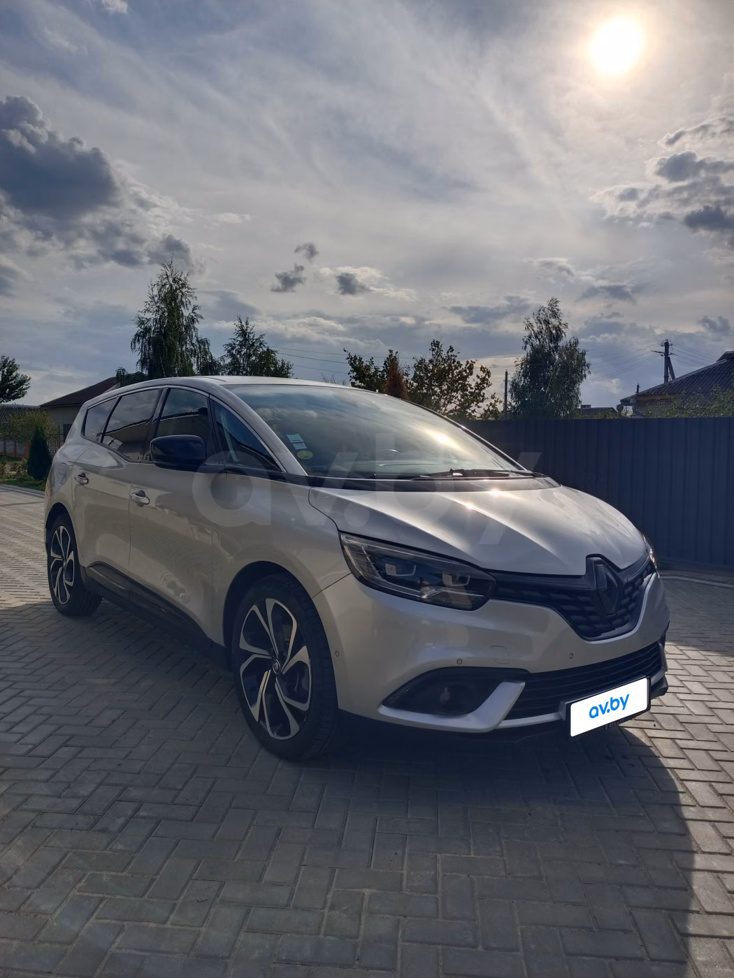Renault Grand Scenic фото 2