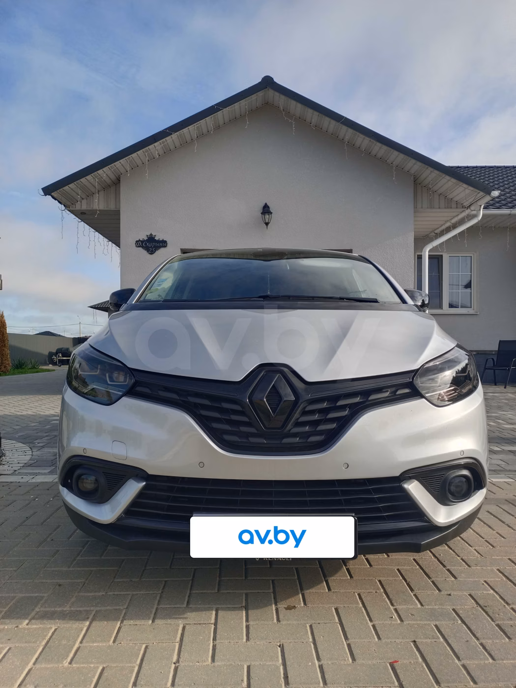 Renault Grand Scenic фото 8