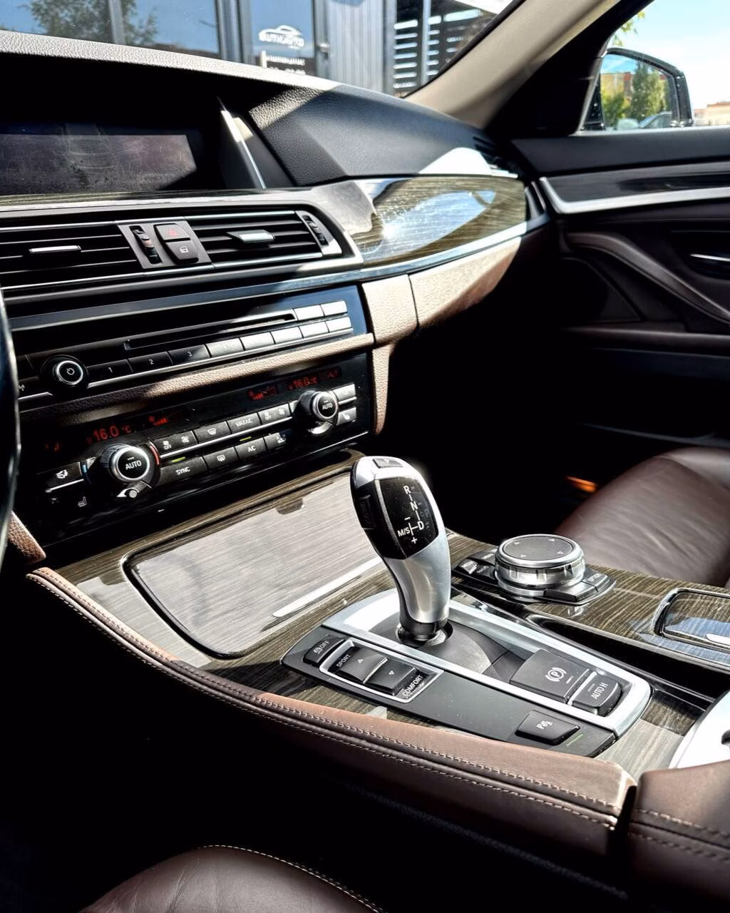 BMW 5 серия фото 18